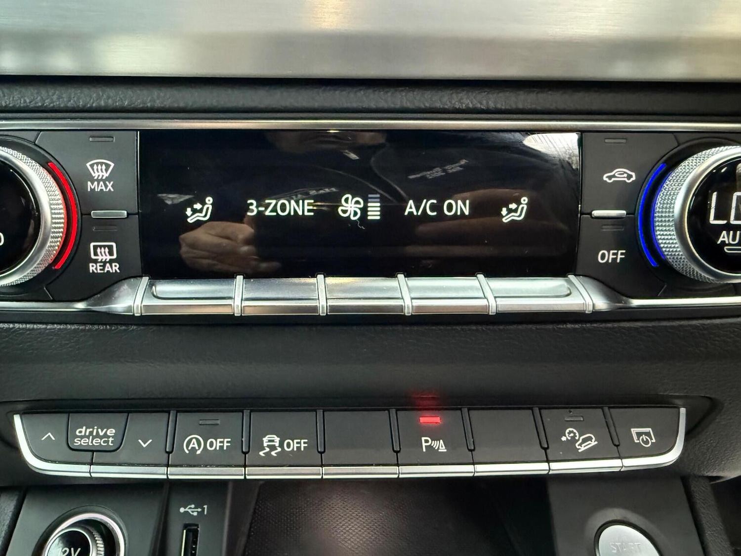 Used Audi Q5 2018 for sale - 76877543: Photo 30