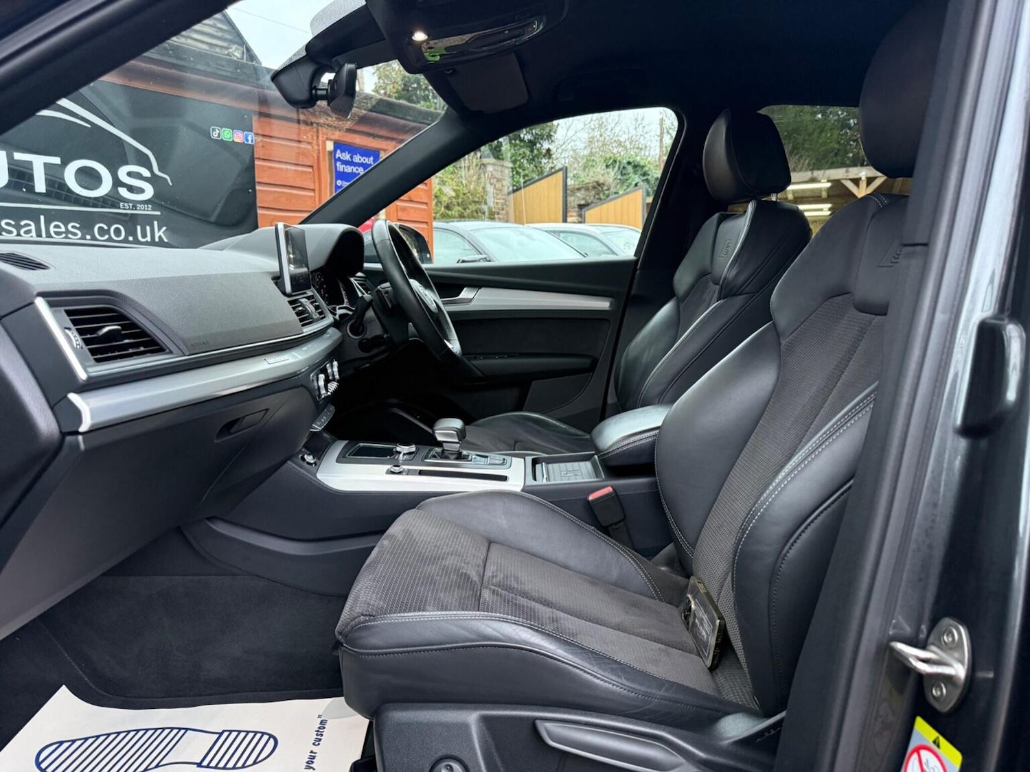 Used Audi Q5 2018 for sale - 76877543: Photo 38