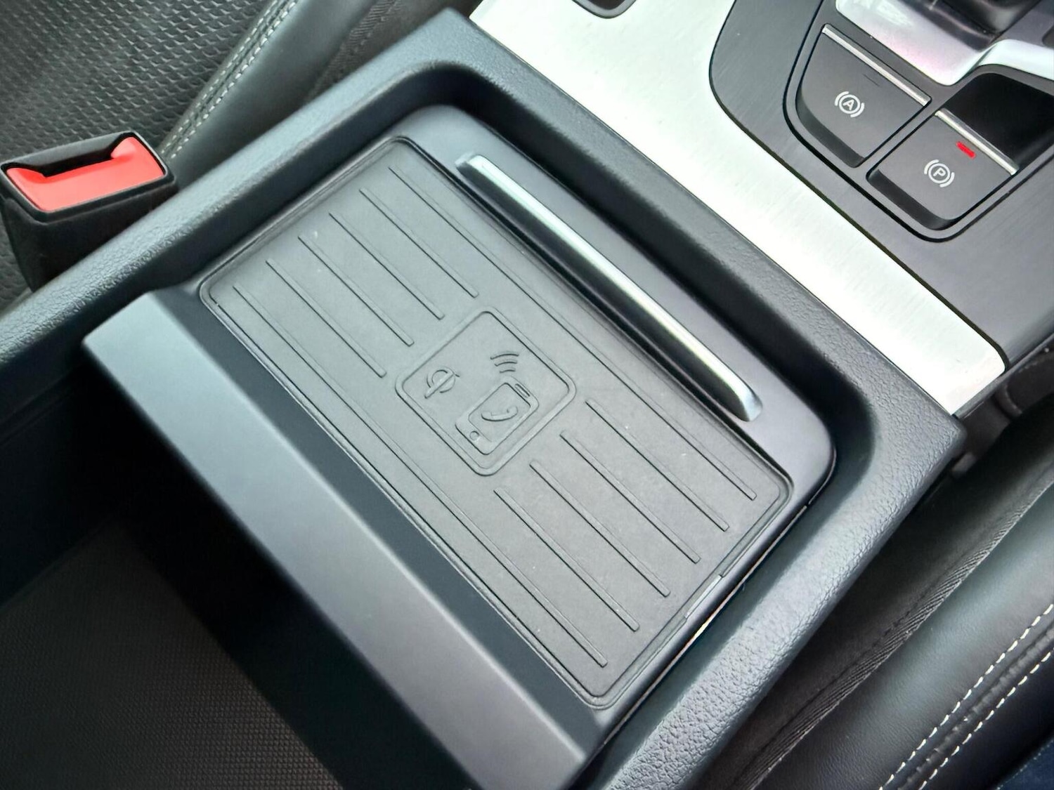 Used Audi Q5 2018 for sale - 76877543: Photo 46