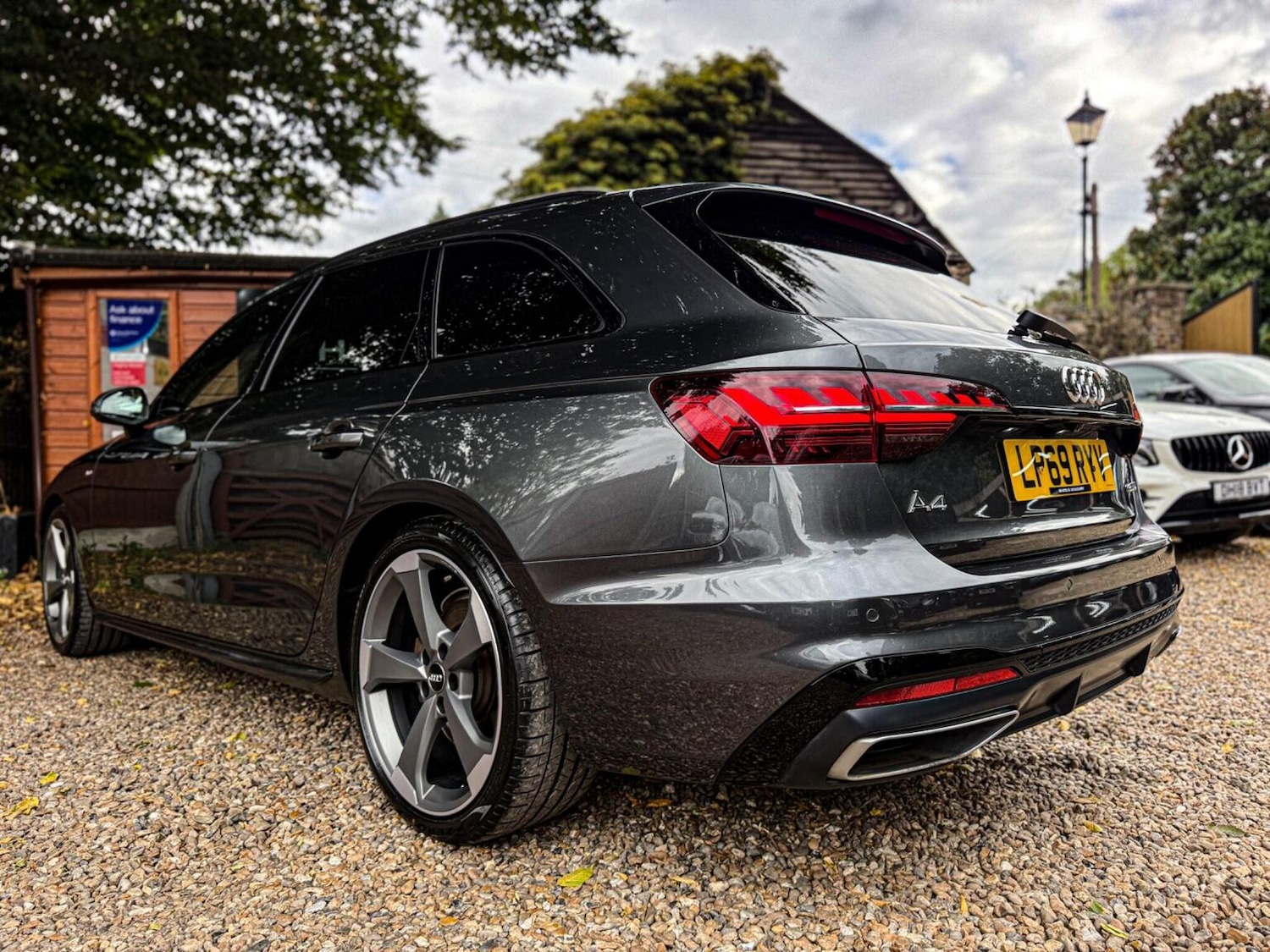 Used Audi A4 Avant 2020 for sale - 76098754: Photo 9