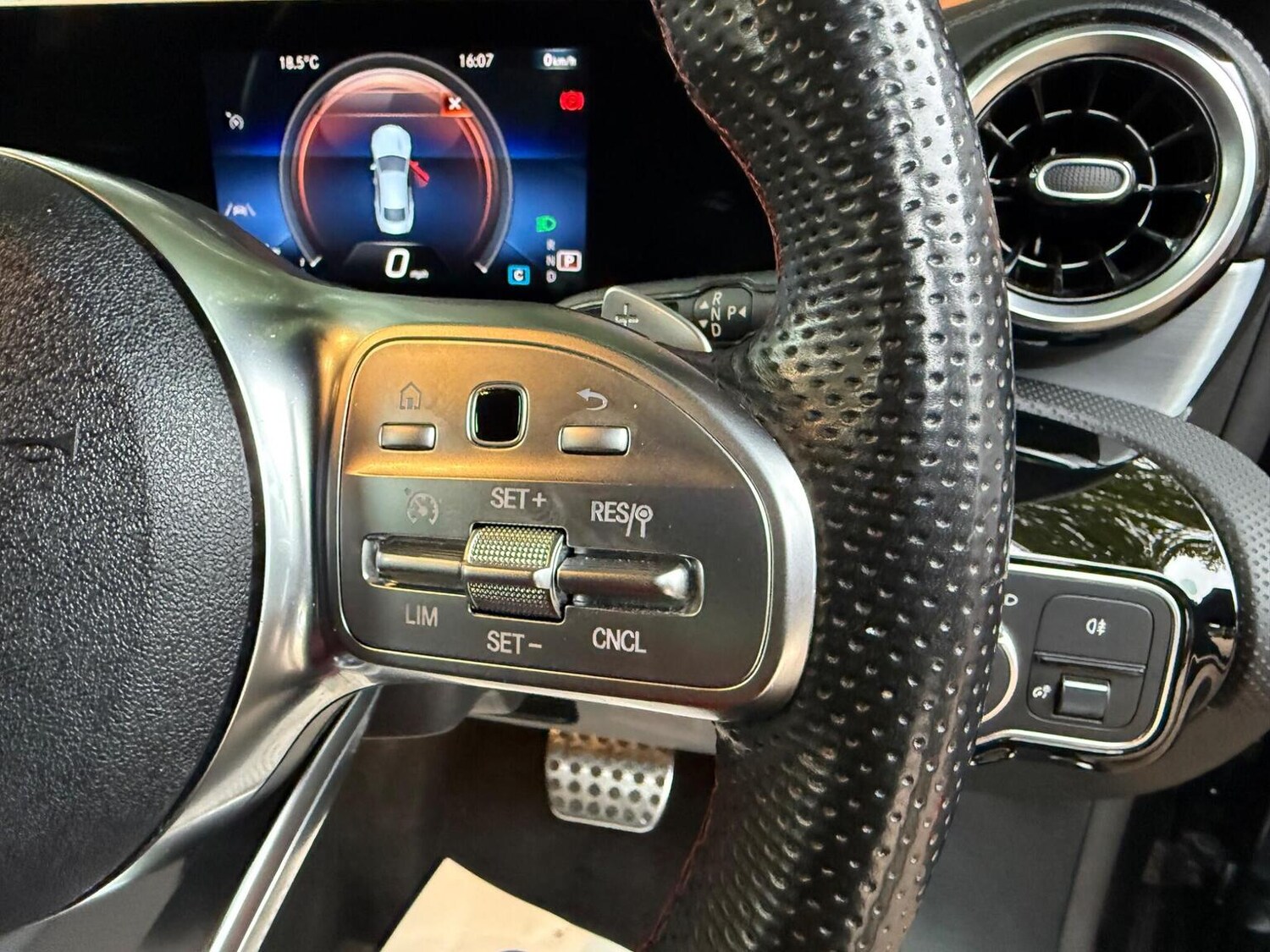 Used Mercedes-Benz CLA 2019 for sale - 76358216: Photo 35