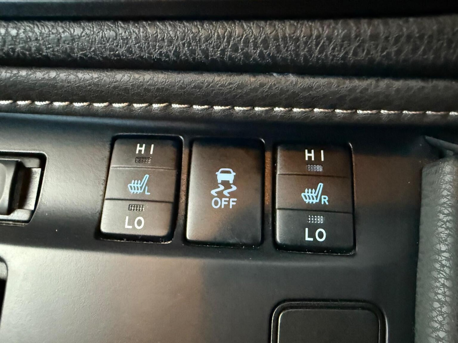 Used Toyota Auris 2017 for sale - 76541550: Photo 29