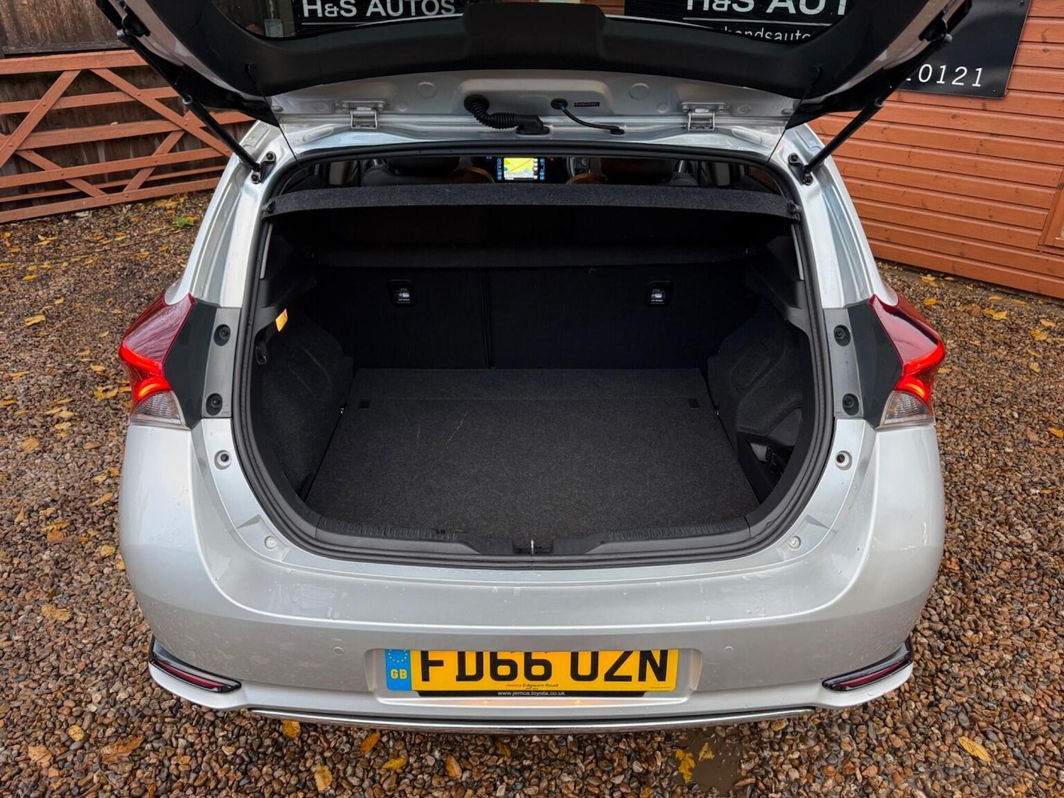 Used Toyota Auris 2017 for sale - 76541550: Photo 45