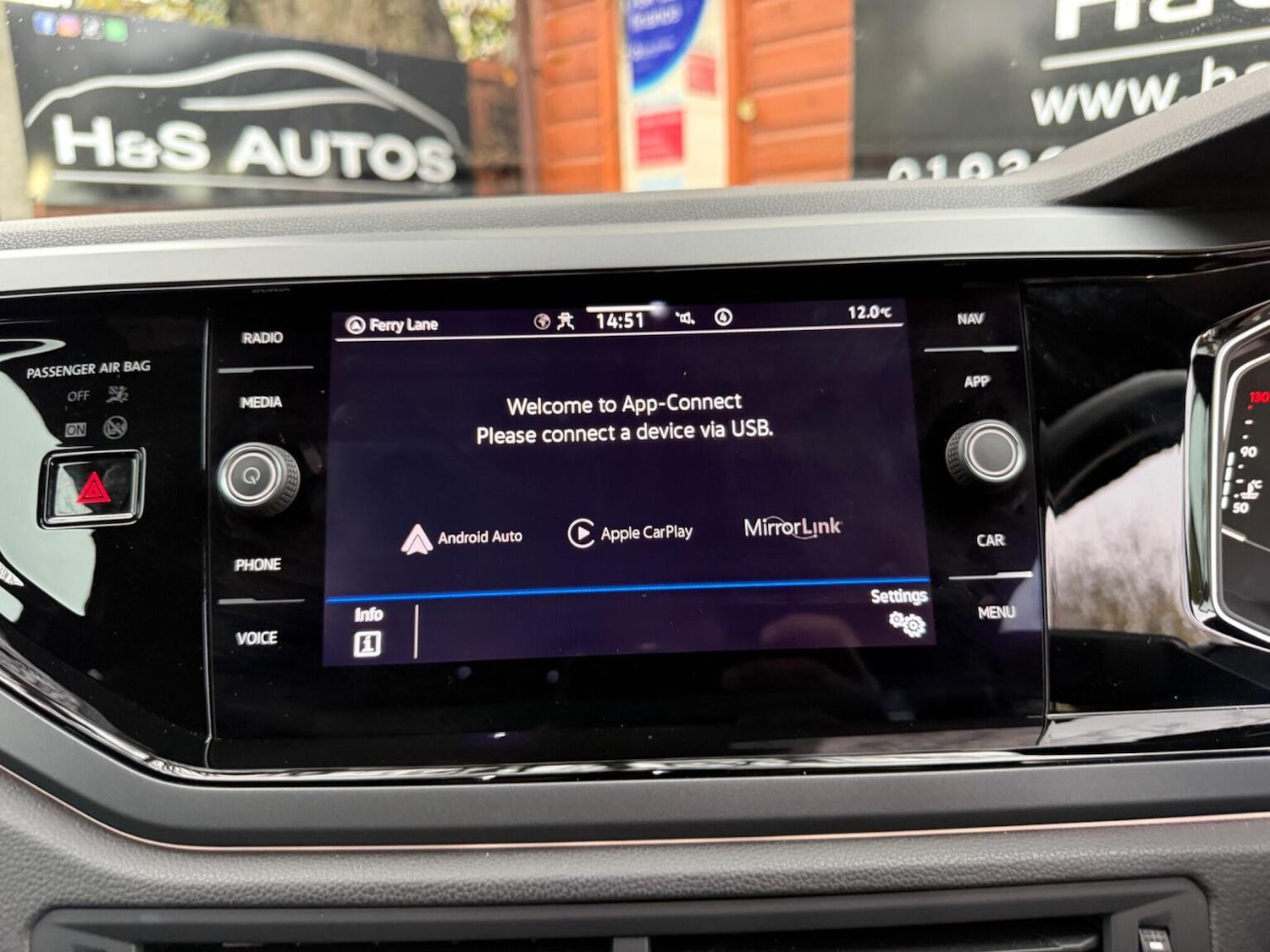 Used Volkswagen Polo 2022 for sale - 76656088: Photo 32