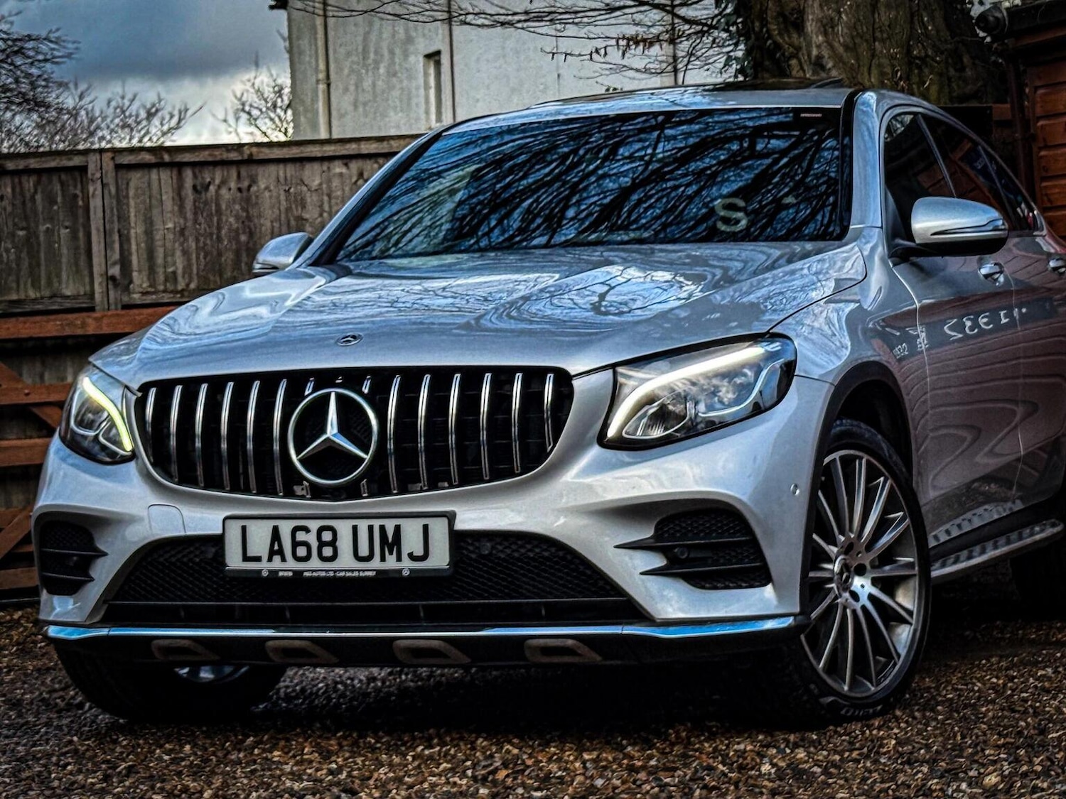 Used Mercedes-Benz GLC 2019 for sale - 77629055: Photo 3