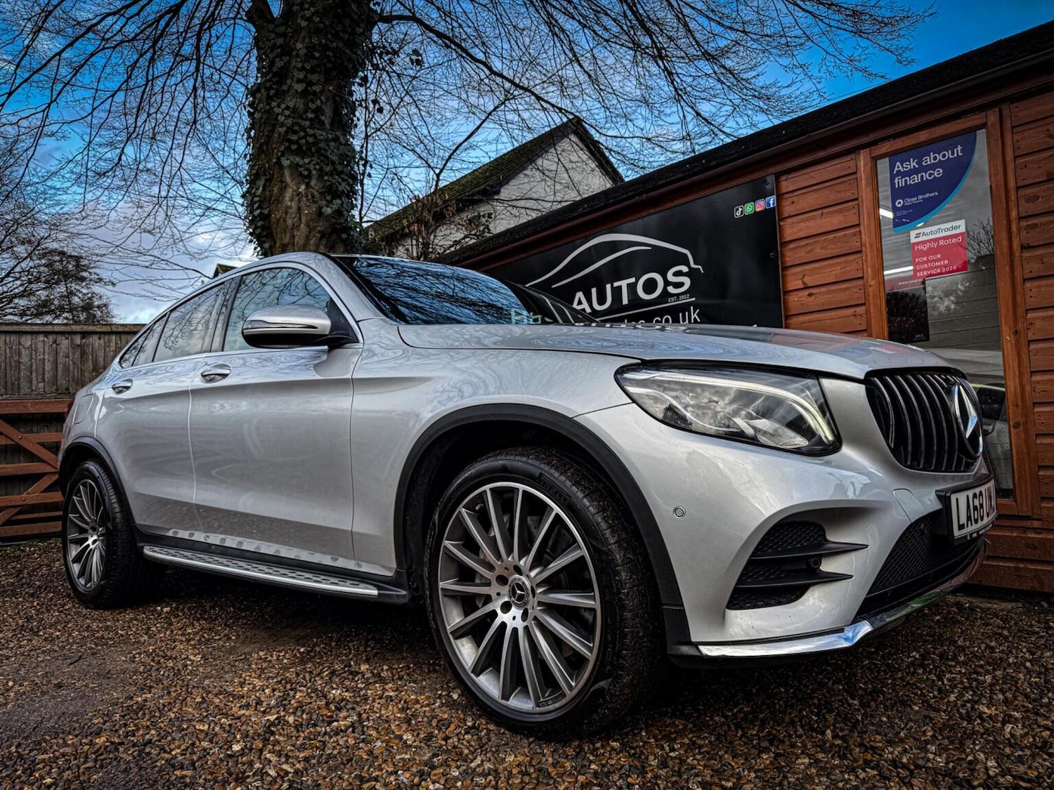 Used Mercedes-Benz GLC 2019 for sale - 77629055: Photo 6
