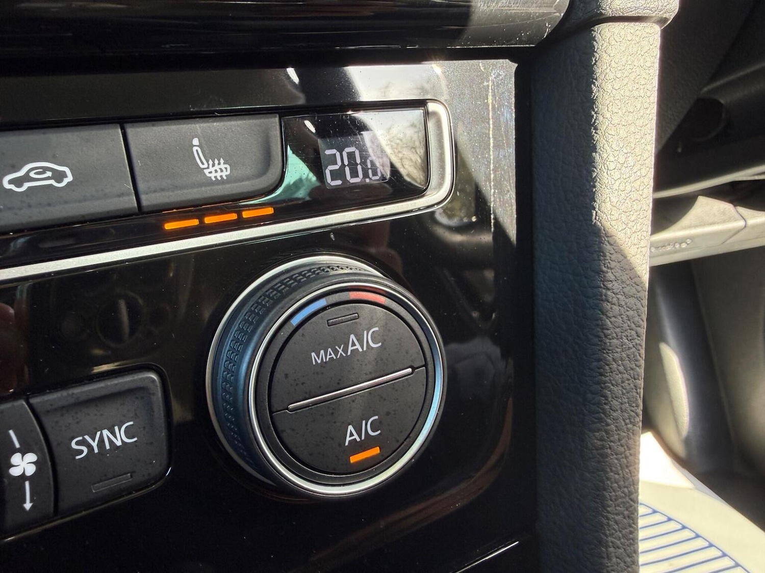 Used Volkswagen Golf 2020 for sale - 78064189: Photo 43