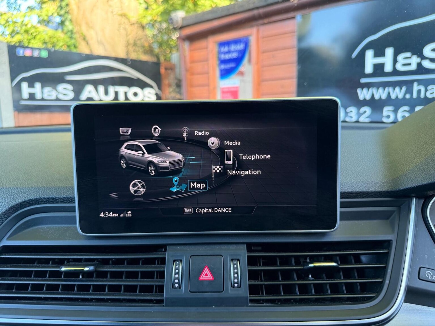 Used Audi Q5 2020 for sale - 76553945: Photo 32