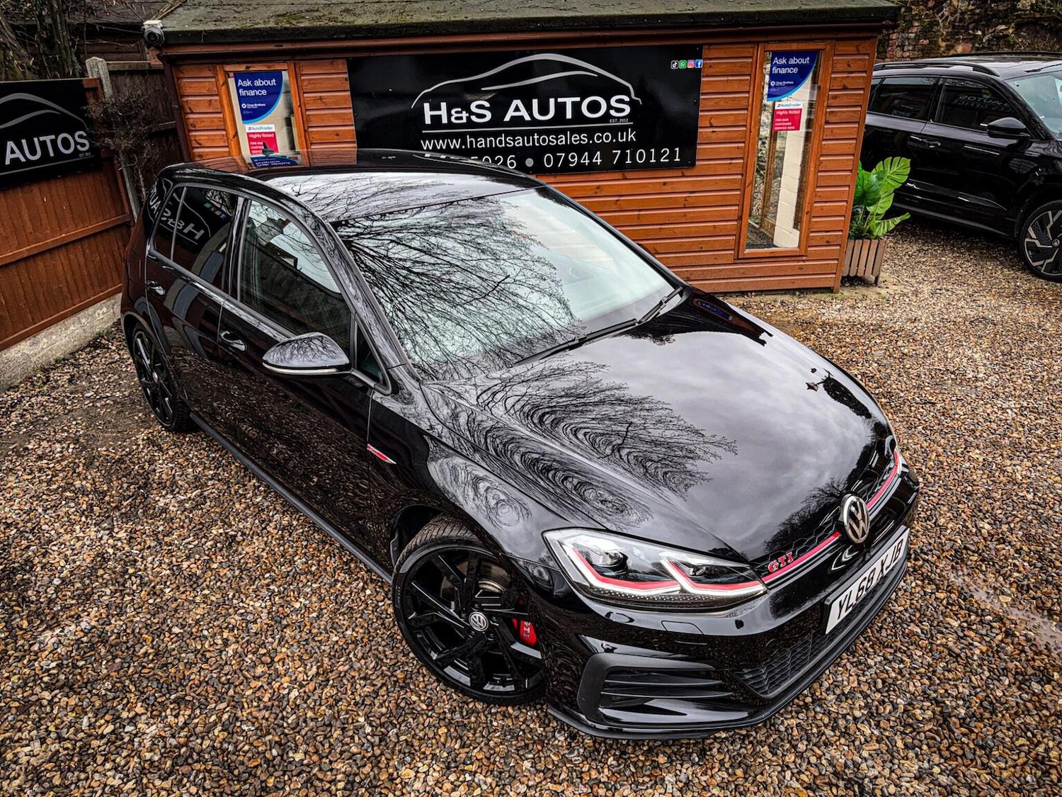 Used Volkswagen Golf 2018 for sale - 77635339: Photo 2