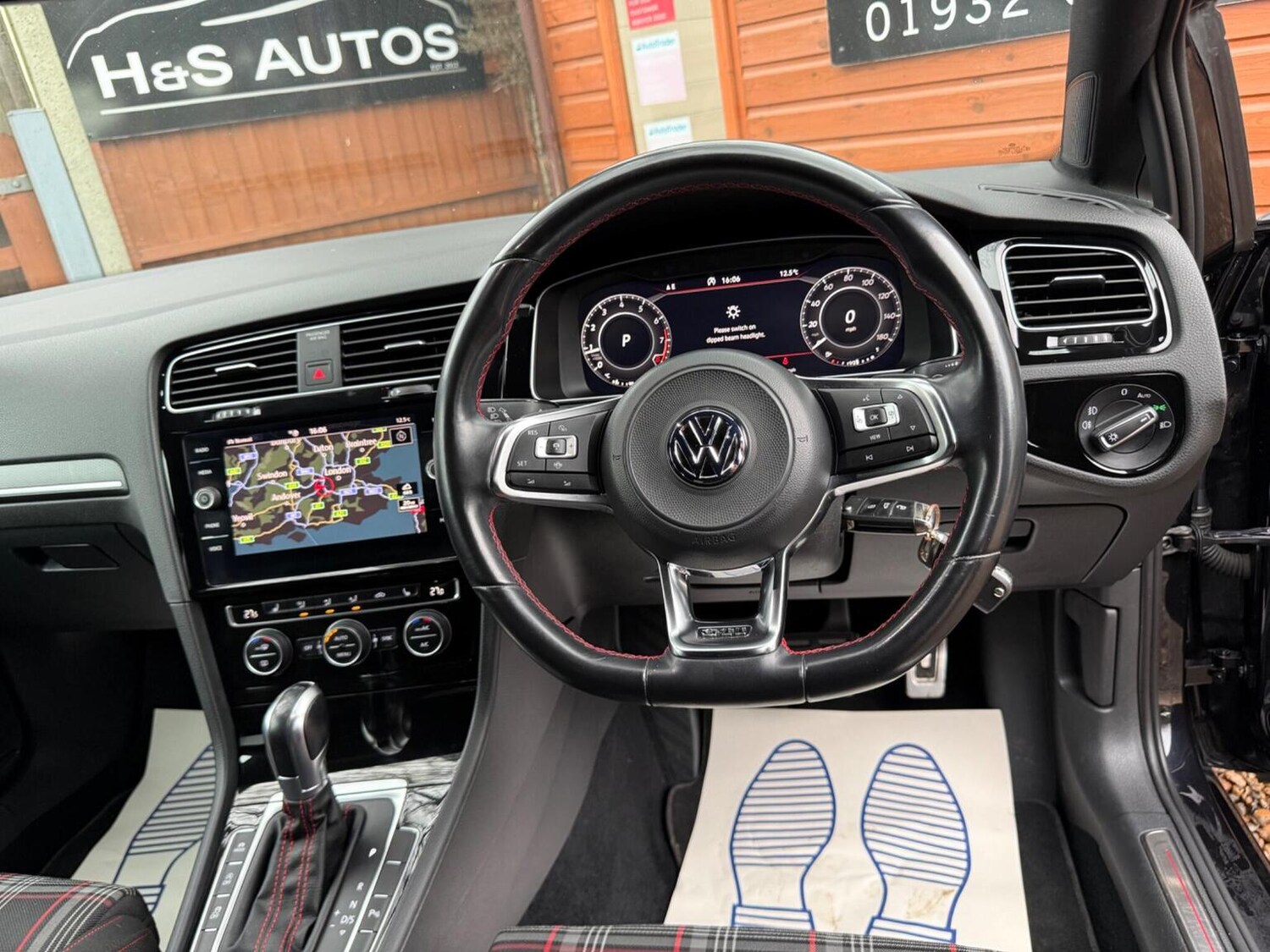 Used Volkswagen Golf 2018 for sale - 77635339: Photo 22