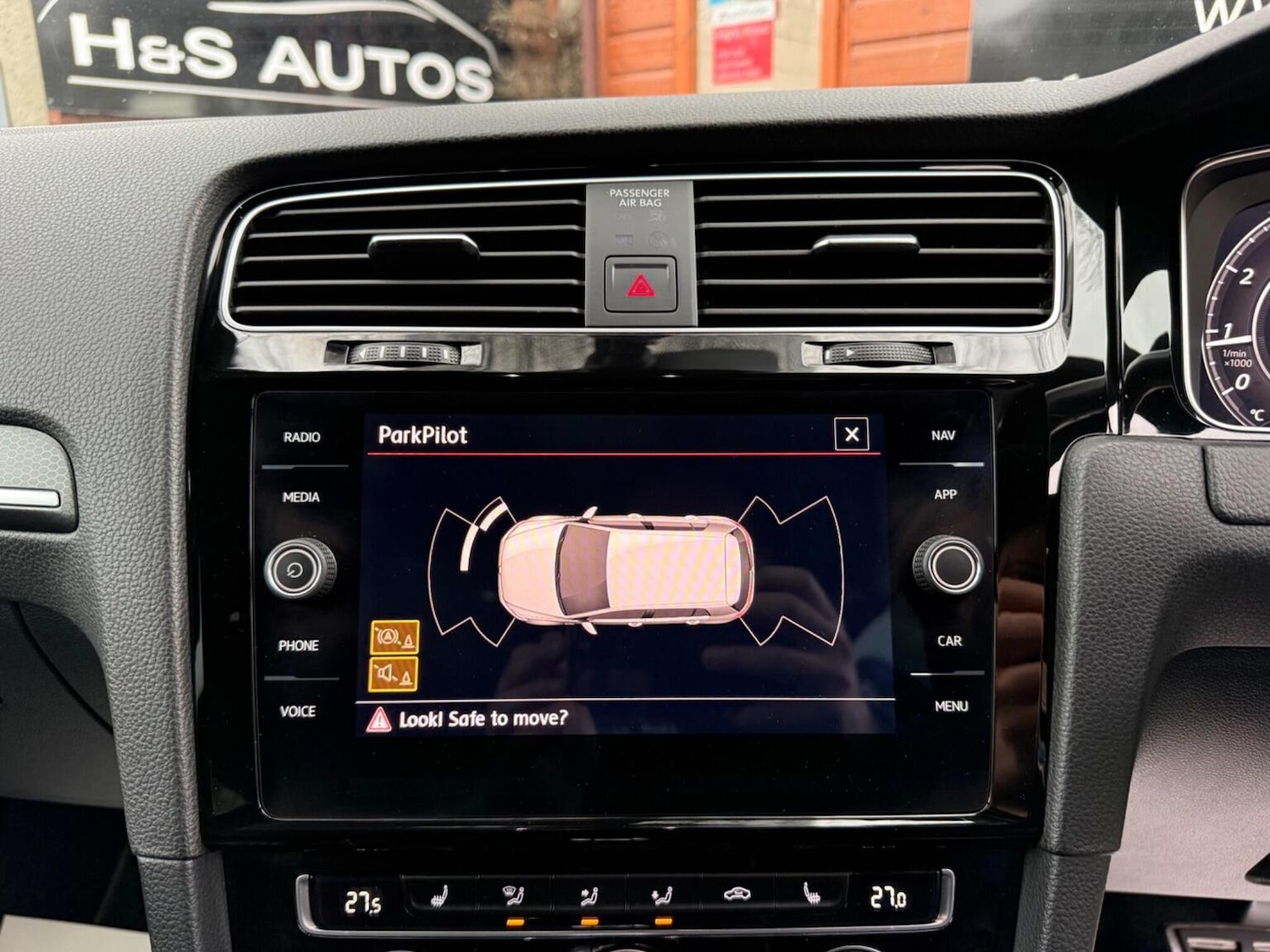 Used Volkswagen Golf 2018 for sale - 77635339: Photo 35