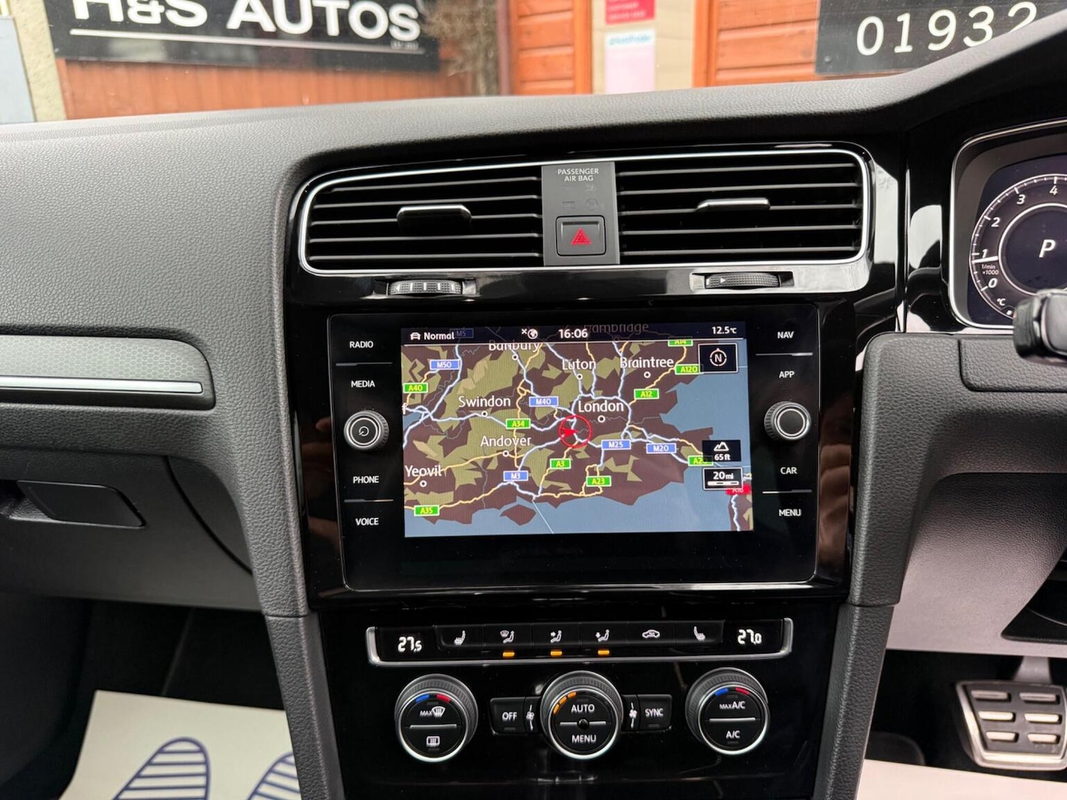 Used Volkswagen Golf 2018 for sale - 77635339: Photo 36