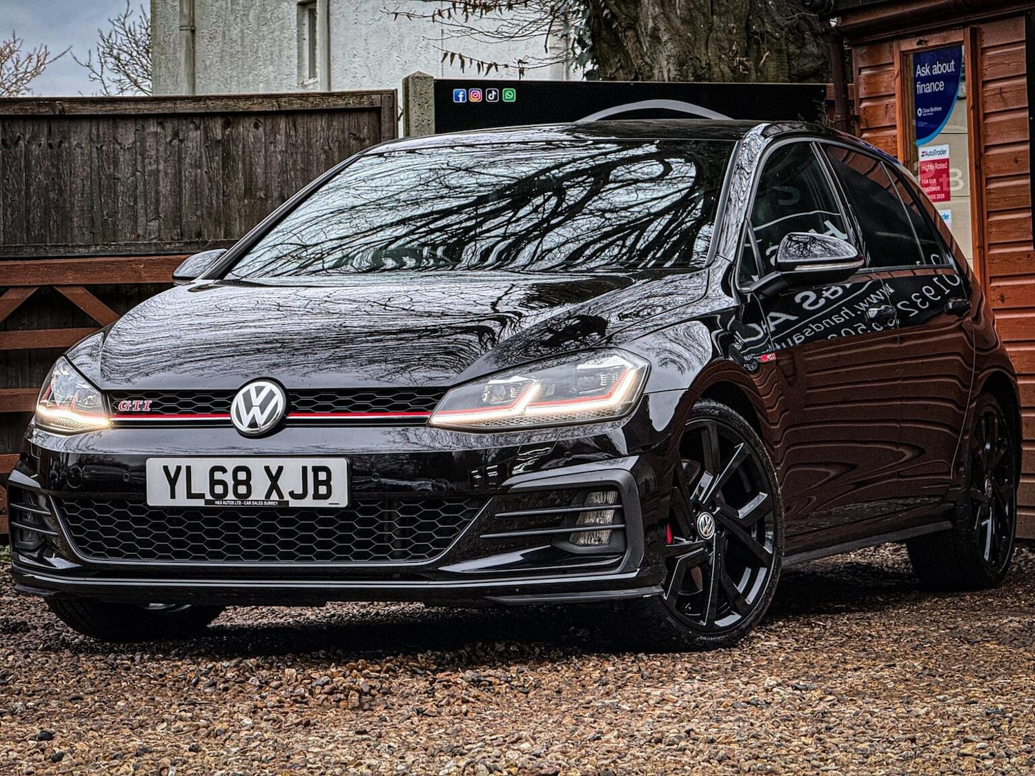 Used Volkswagen Golf 2018 for sale - 77635339: Photo 4