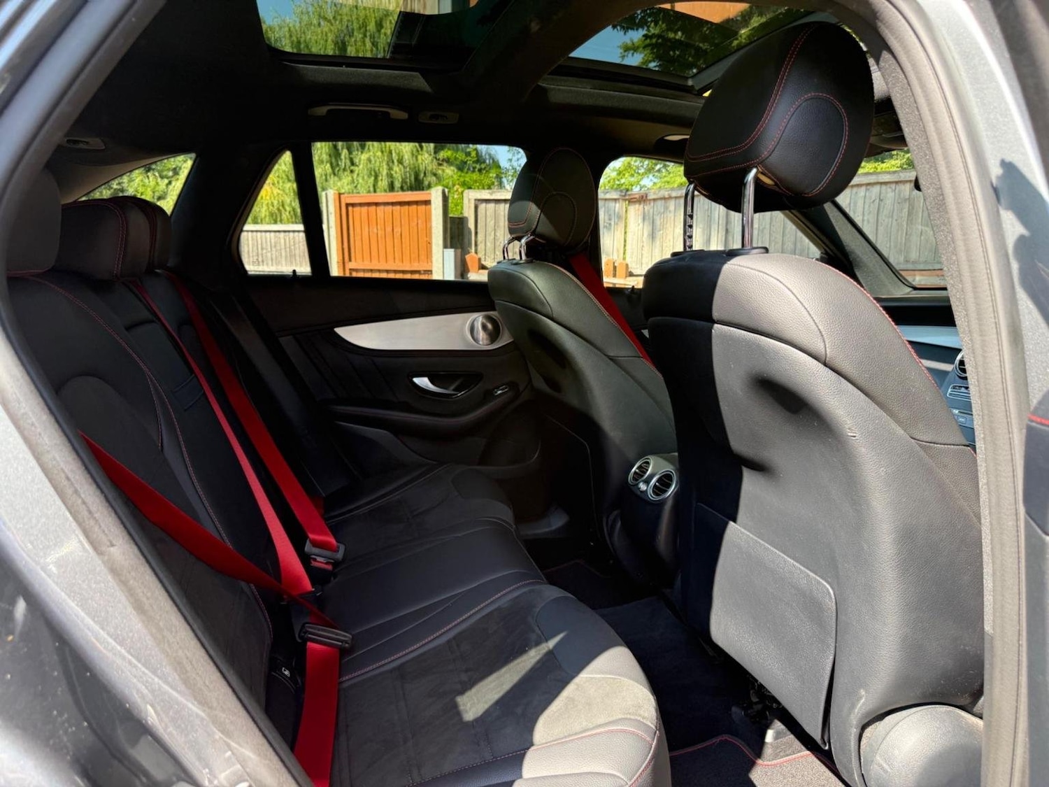 Used Mercedes-Benz GLC 2018 for sale - 76769109: Photo 26