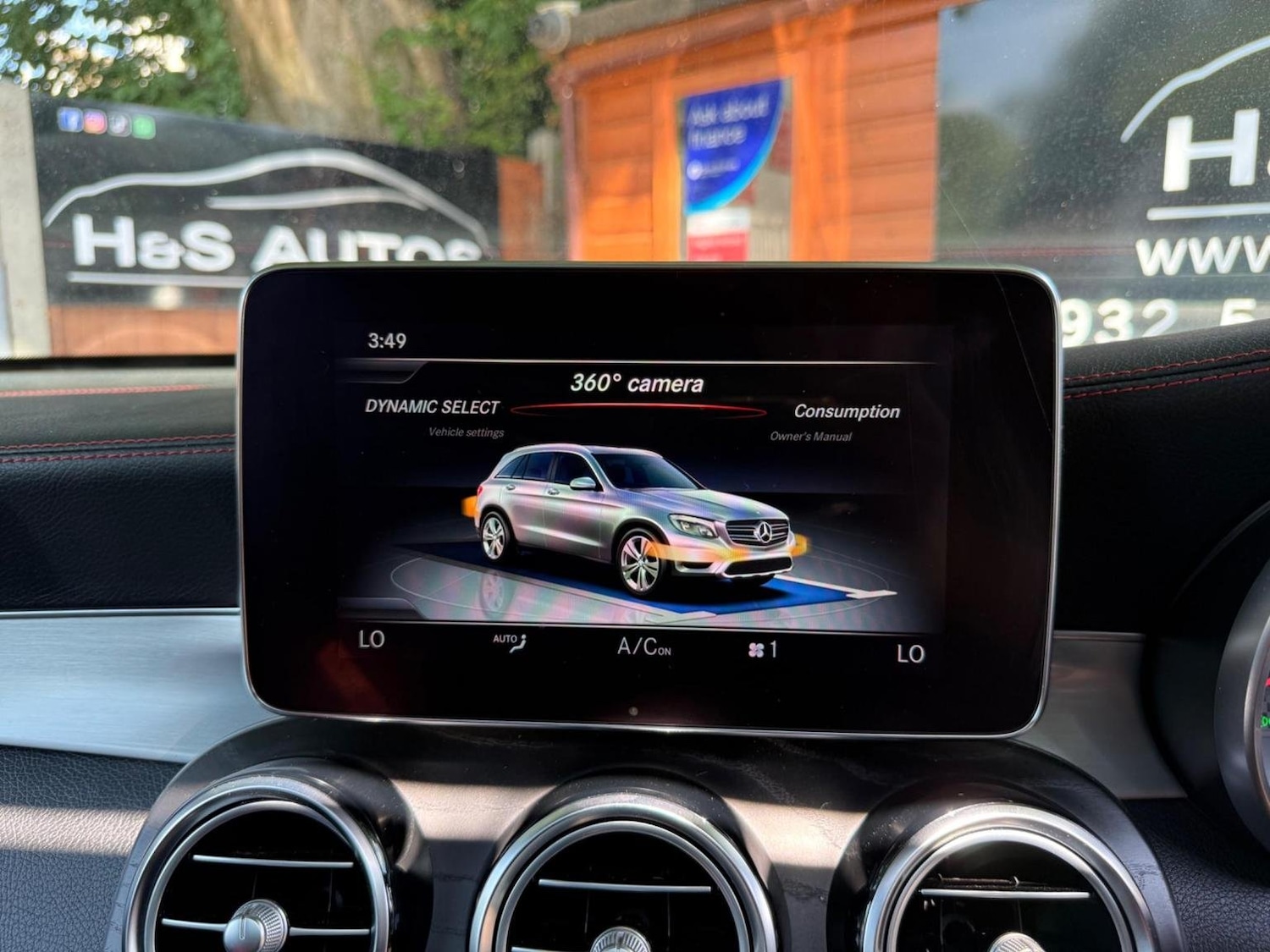 Used Mercedes-Benz GLC 2018 for sale - 76769109: Photo 45