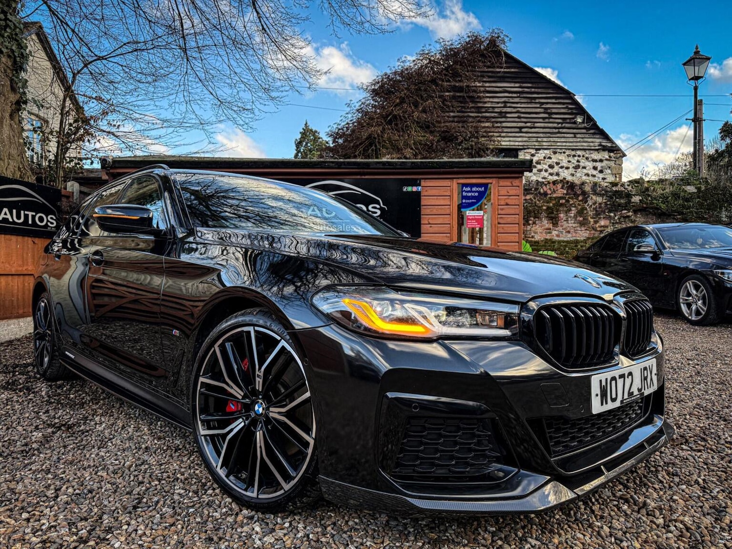 Used BMW 5 Series 2023 for sale - 77282724: Photo 2