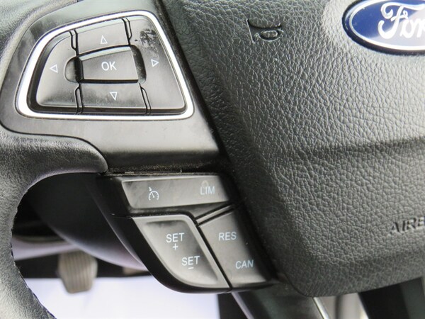 Used Ford Focus 2017 for sale - 76157491: Photo 17