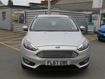 Used Ford Focus 2017 for sale - 76157491: Photo 2