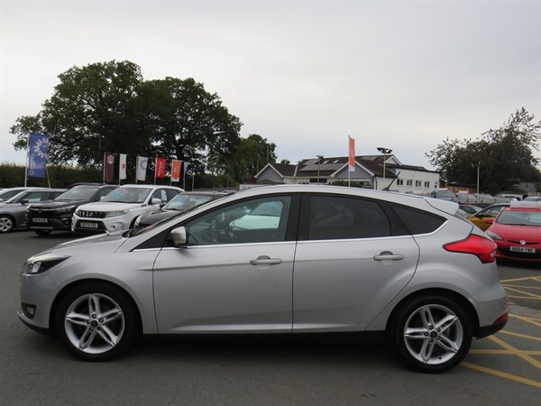 Used Ford Focus 2017 for sale - 76157491: Photo 4