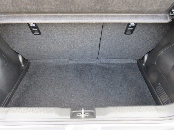 Used Suzuki Swift 2021 for sale - 76211059: Photo 11
