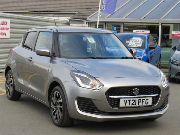 Used Suzuki Swift 2021 for sale - 76211059: Photo 1