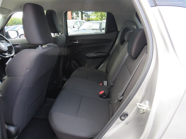 Used Suzuki Swift 2021 for sale - 76211059: Photo 9