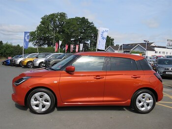 Used Suzuki Swift 2024 for sale - 79104491: Photo