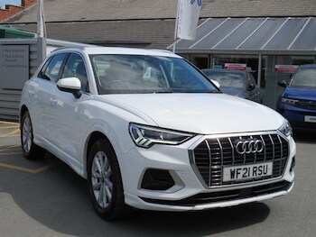 Audi - Q3