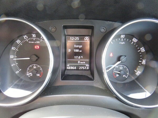 Used Skoda Yeti 2015 for sale - 76211067: Photo 29