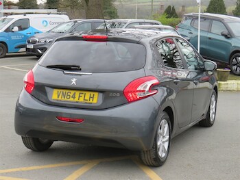Used Peugeot 208 2014 for sale - 78483731: Photo