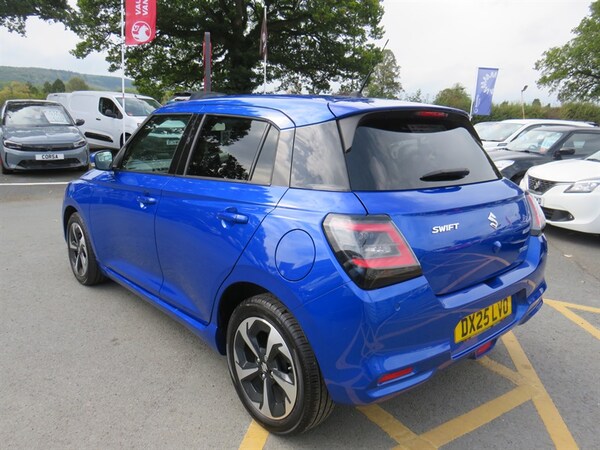 Used Suzuki Swift 2025 for sale - 76093115: Photo 5