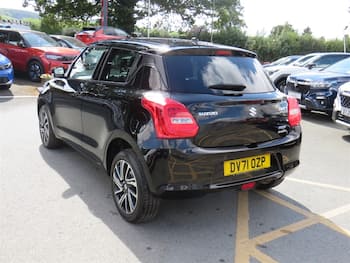 Used Suzuki Swift 2021 for sale - 79488546: Photo