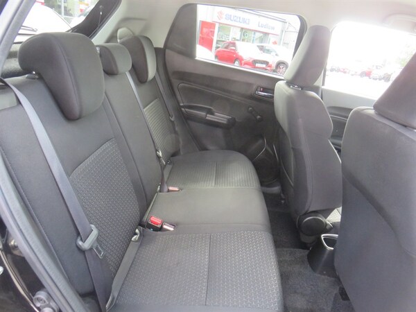 Used Suzuki Swift 2020 for sale - 76029723: Photo 9