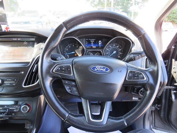 Used Ford Focus 2015 for sale - 75207492: Photo 10