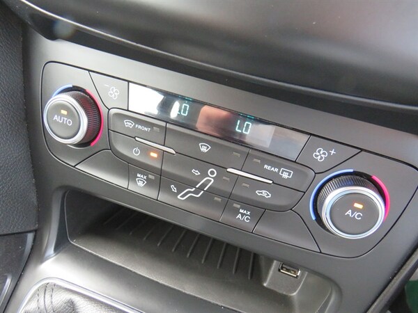 Used Ford Focus 2017 for sale - 75690025: Photo 18