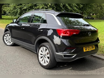 Used Volkswagen T-Roc 2021 for sale - 79120759: Photo