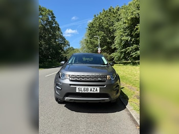 Used Land Rover Discovery Sport 2018 for sale - 78984516: Photo