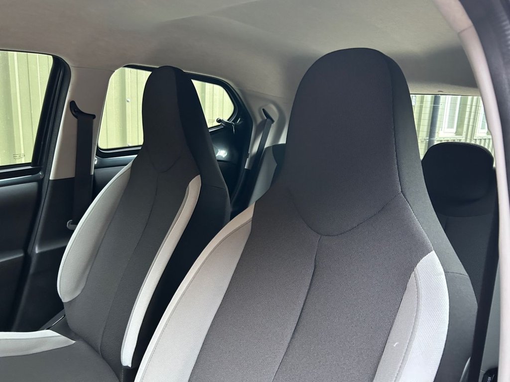 Used Toyota AYGO 2016 for sale - 77236812: Photo 17