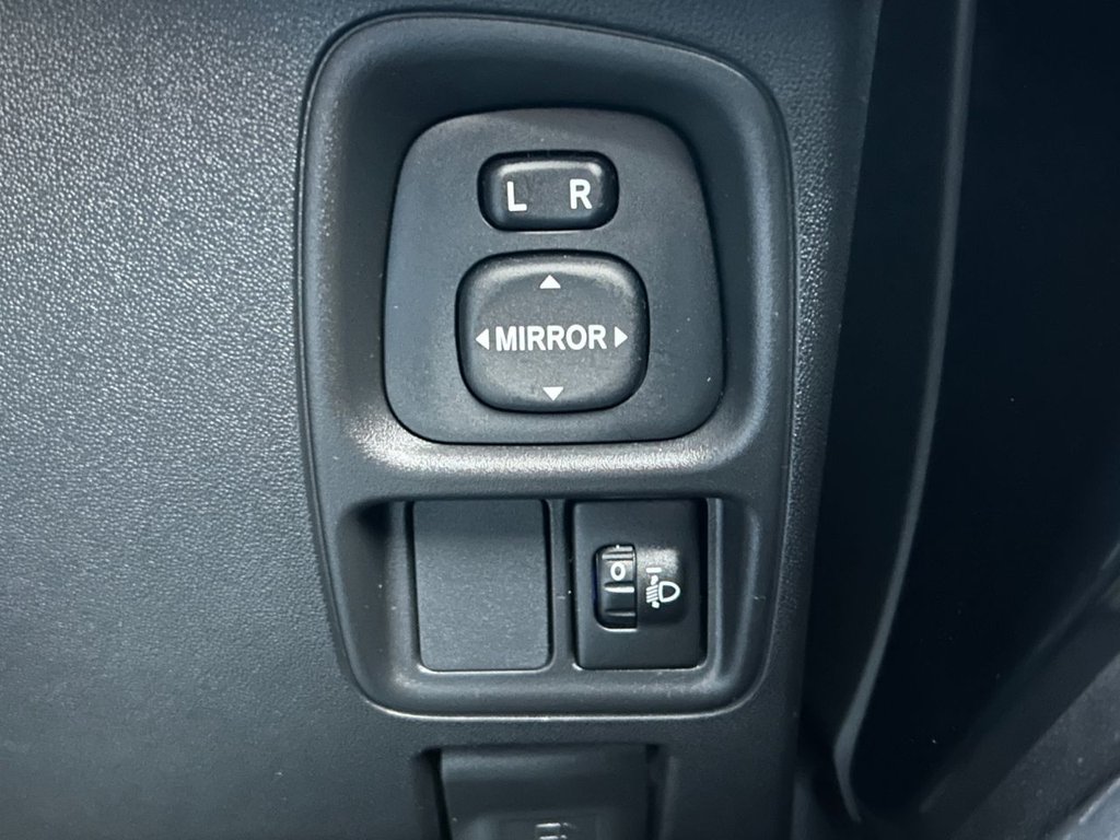 Used Toyota AYGO 2016 for sale - 77236812: Photo 36