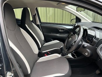 Used Toyota AYGO 2016 for sale - 77236812: Photo