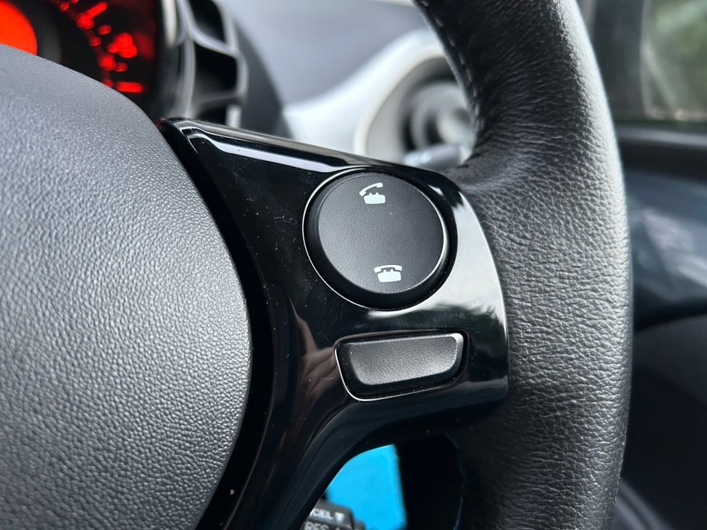 Used Toyota AYGO 2016 for sale - 77236812: Photo 40