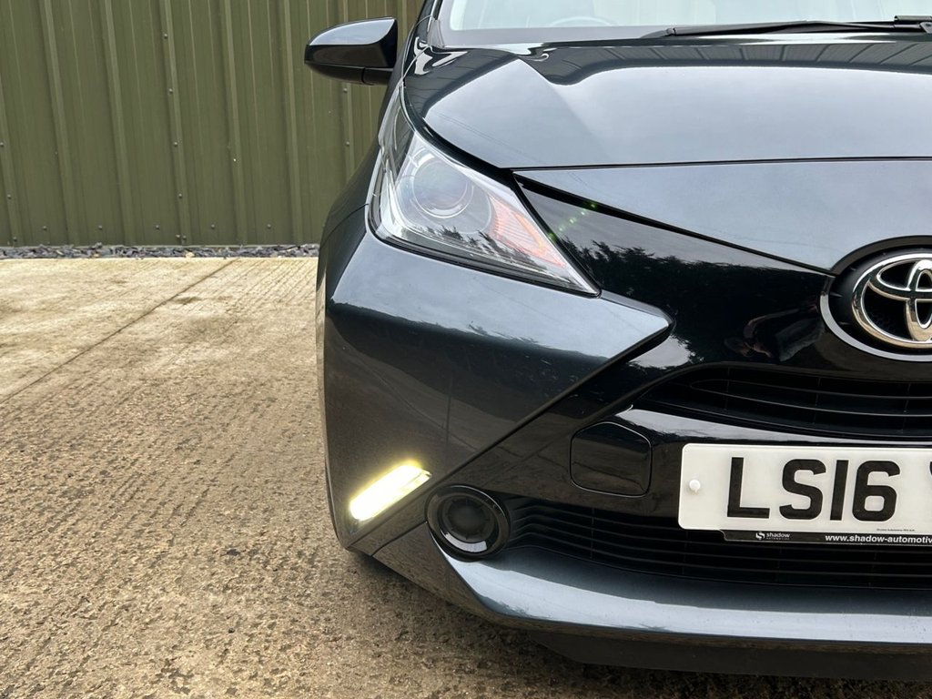 Used Toyota AYGO 2016 for sale - 77236812: Photo 45