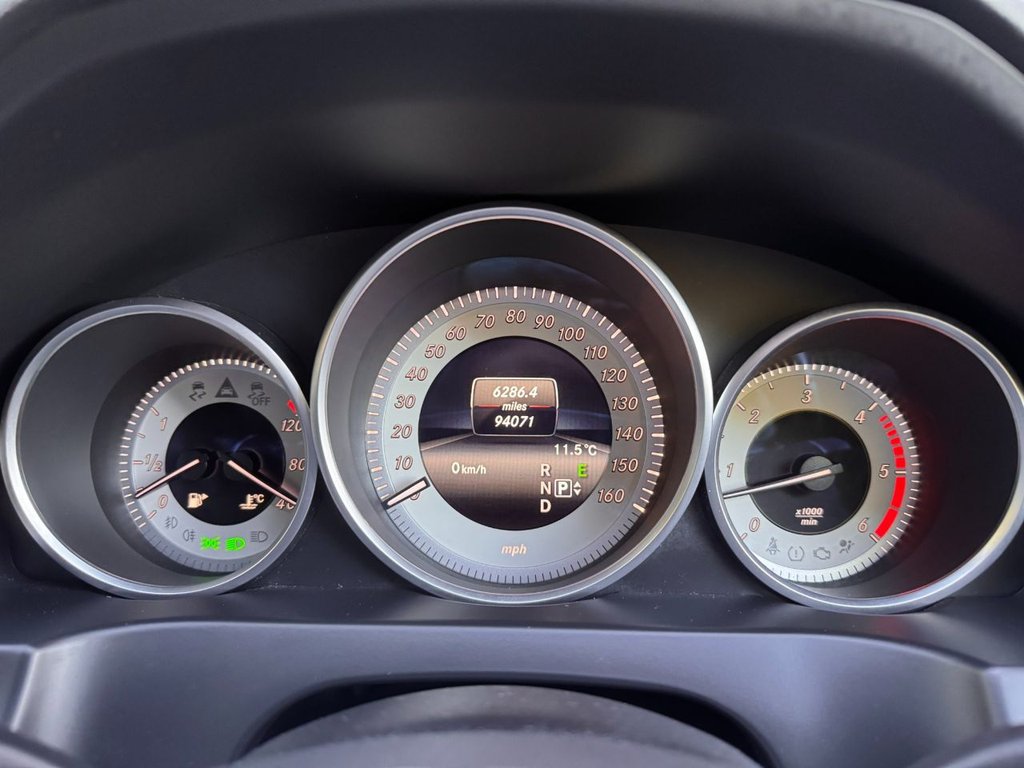 Used Mercedes-Benz E Class 2014 for sale - 76900582: Photo 28