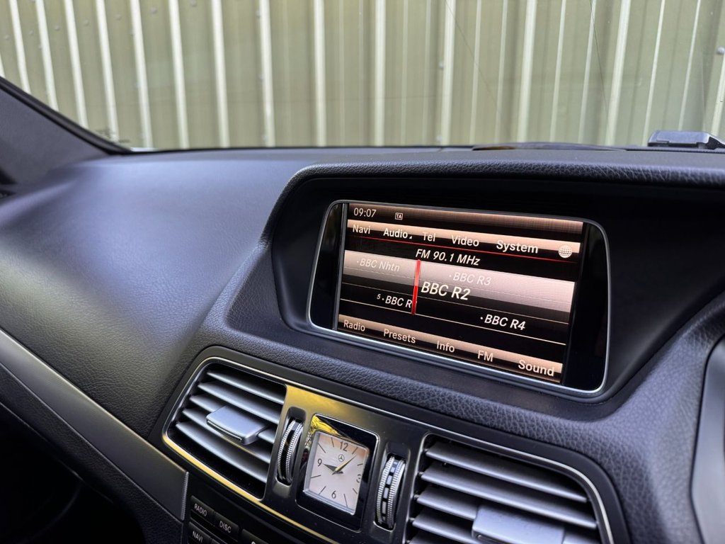 Used Mercedes-Benz E Class 2014 for sale - 76900582: Photo 38