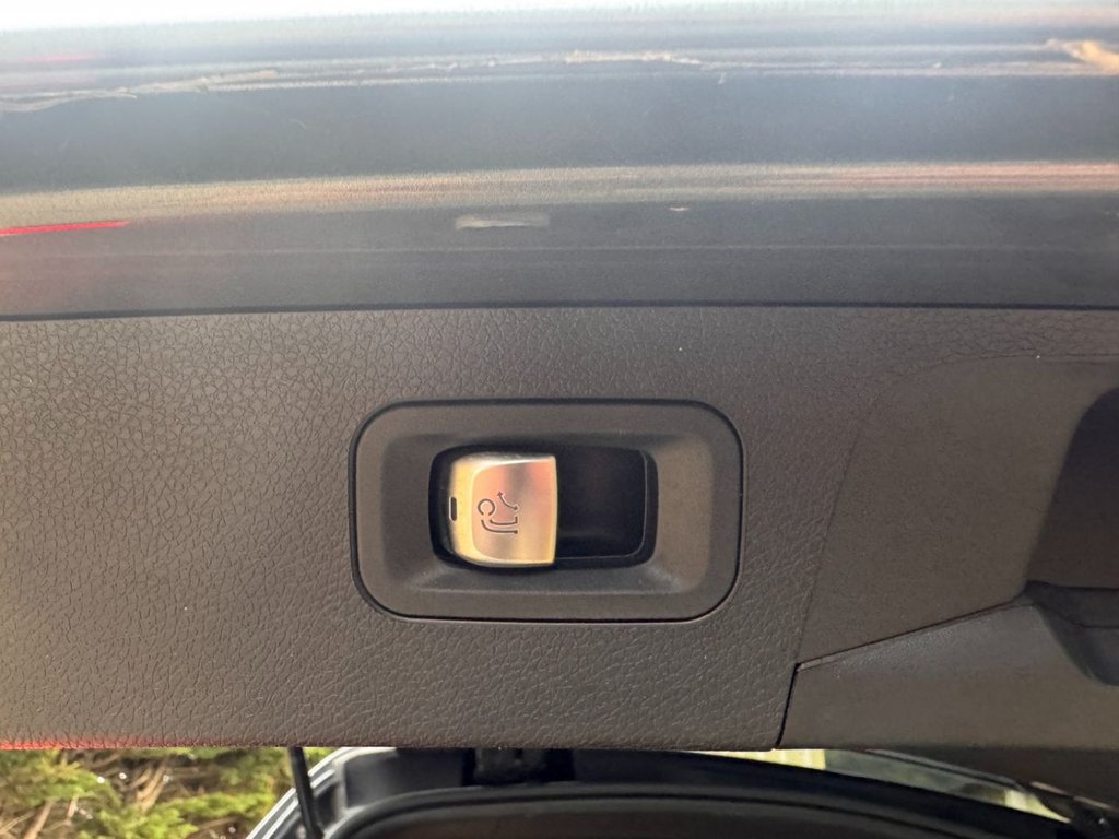 Used Mercedes-Benz E Class 2018 for sale - 76563305: Photo 20