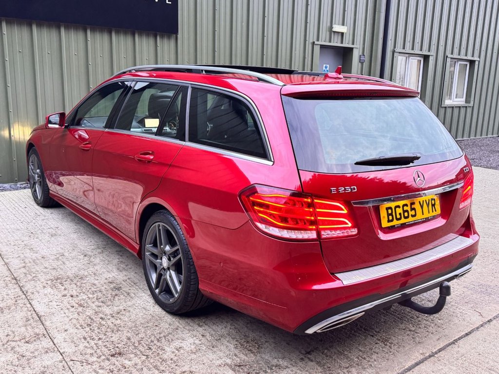 Used Mercedes-Benz E Class 2015 for sale - 76900489: Photo 15