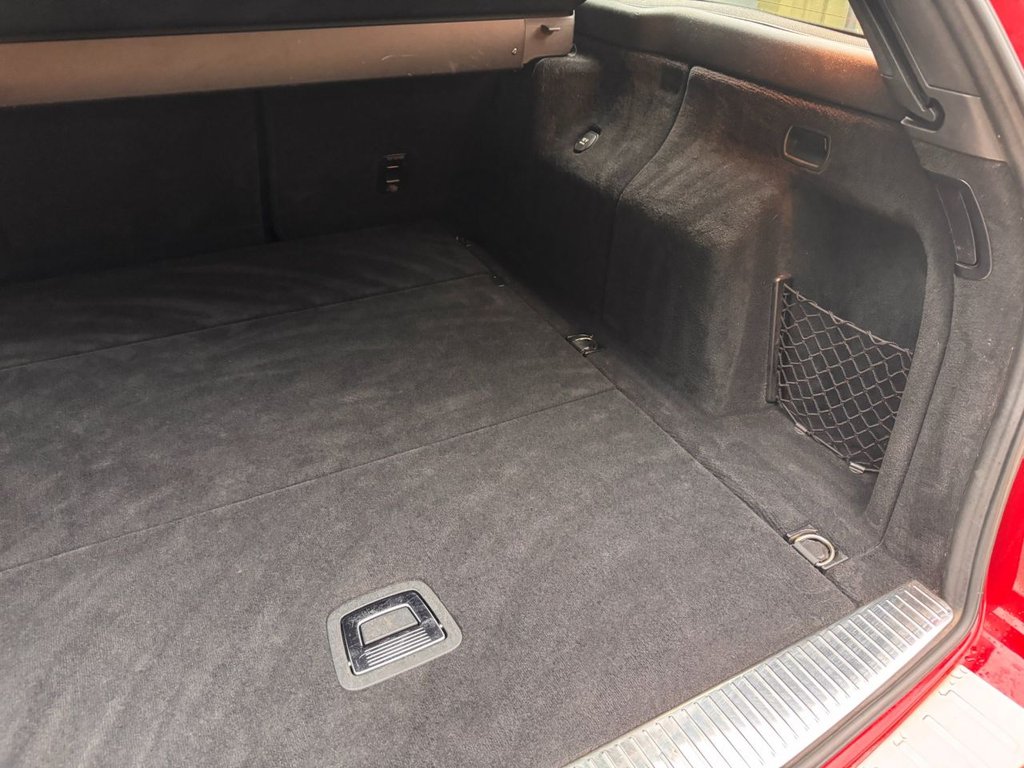 Used Mercedes-Benz E Class 2015 for sale - 76900489: Photo 19