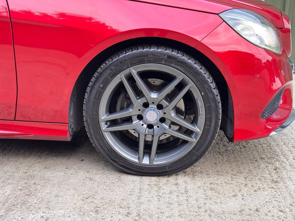 Used Mercedes-Benz E Class 2015 for sale - 76900489: Photo 32