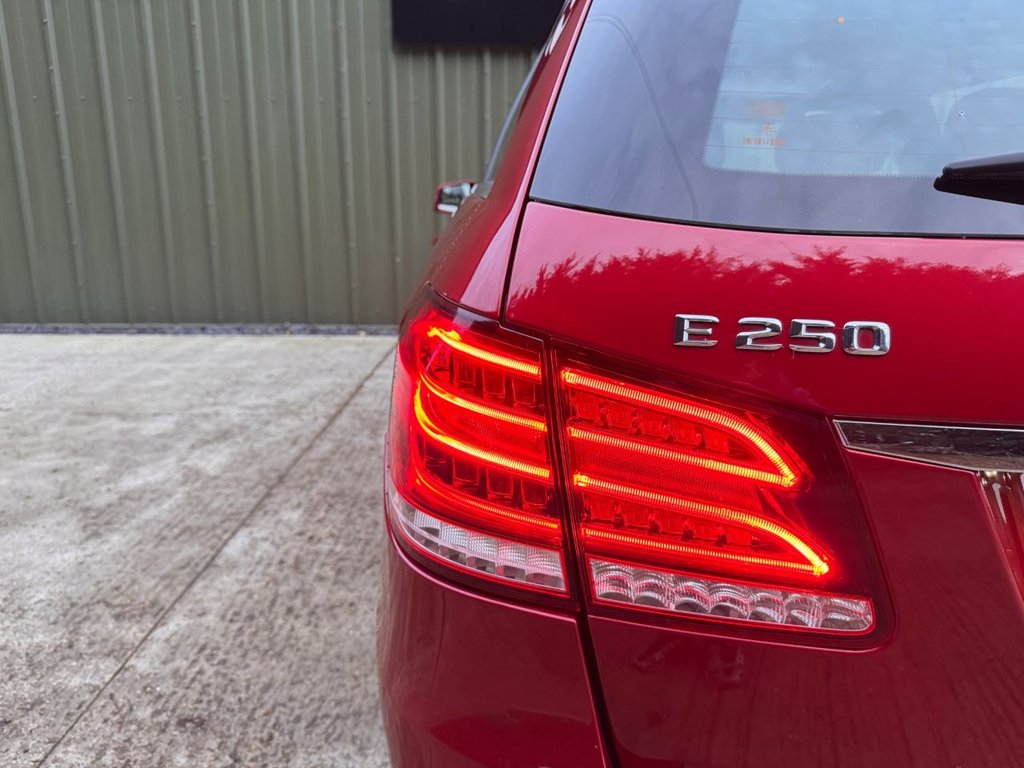 Used Mercedes-Benz E Class 2015 for sale - 76900489: Photo 39