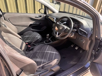 Used Vauxhall Corsa 2015 for sale - 76223271: Photo 2